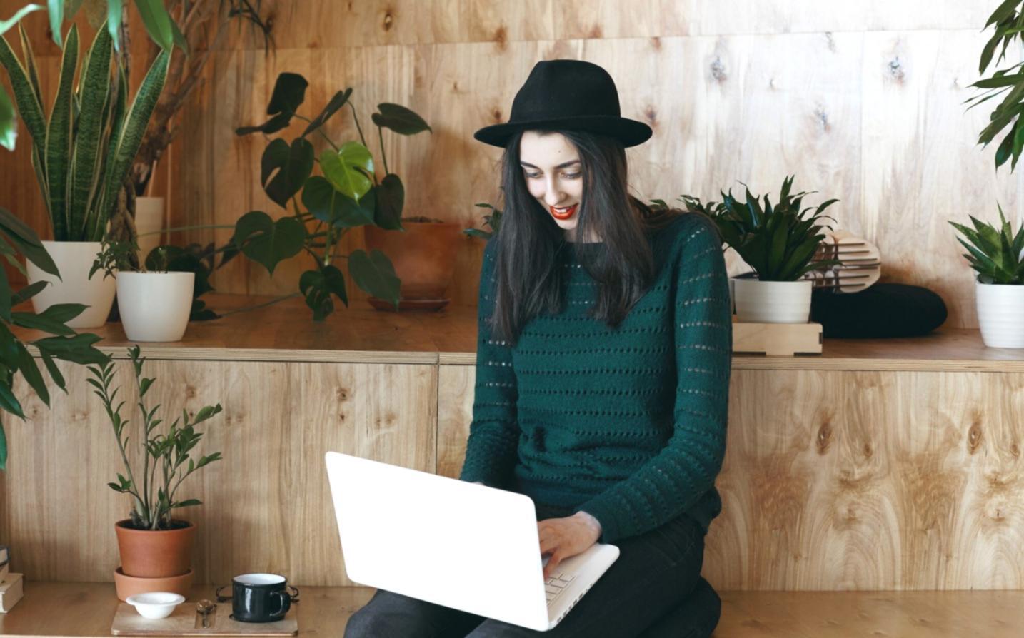 Group mentorship session with business owners learning financial planning